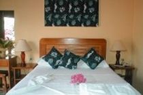 Toucan Inn Tobago Eksteriør bilde